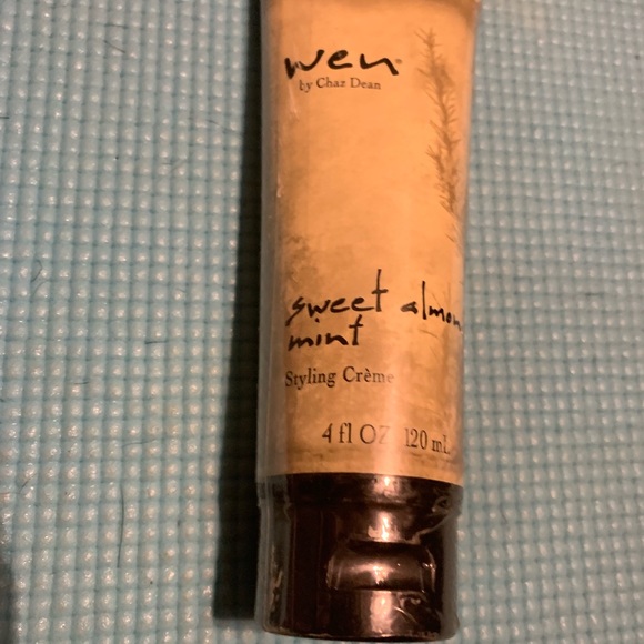 WEN BY CHAZ DEAN STYLING CREME - Picture 3 of 3